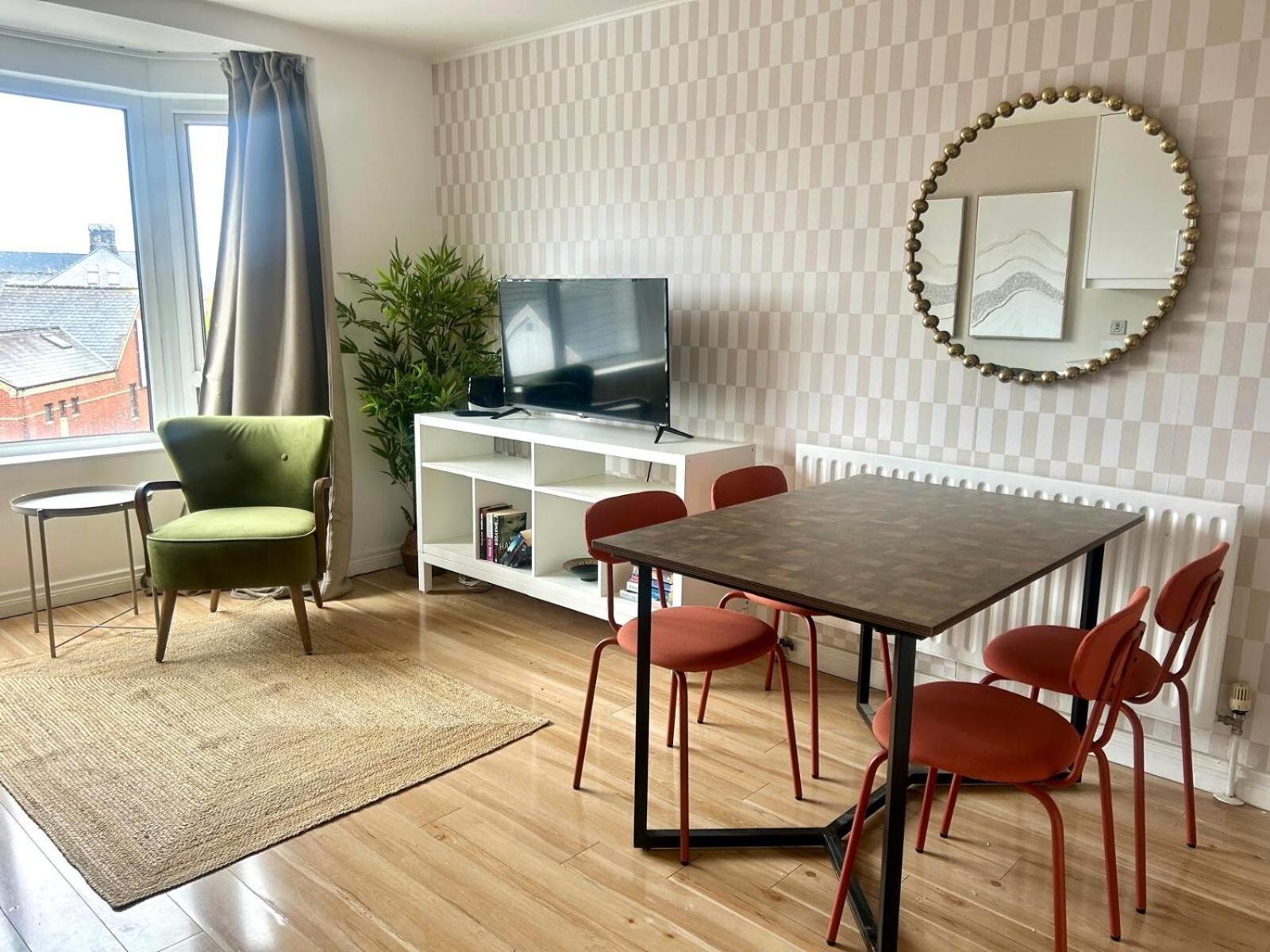 Central Belfast Apartments Queen'S Hideaway 外观 照片