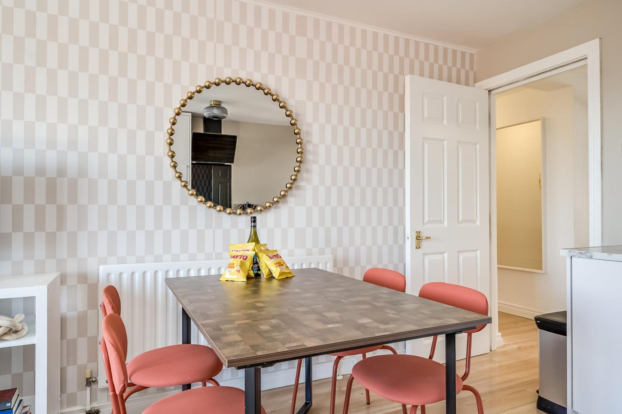 Central Belfast Apartments Queen'S Hideaway 外观 照片